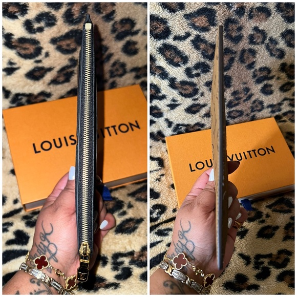 🔥SUPER SALE REDUCTION🔥✅PRICE FIRM✅ AUTHENTIC Louis Vuitton Reverse Wallet - Picture 8 of 16